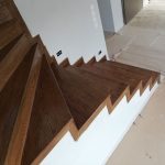 ΣΚΑΛΕΣ ΔΡΥΣ ΜΕ ΒΑΦΗ ΣΚΟΥΡΑ 5